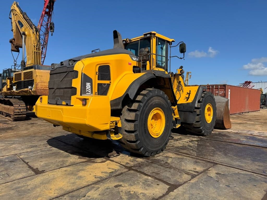 Volvo L 220 H ( WITH NEW TYRES ) - Gummihjulslæsser: billede 5 Volvo L 220 H ( WITH NEW TYRES ) - Gummihjulslæsser: billede 5