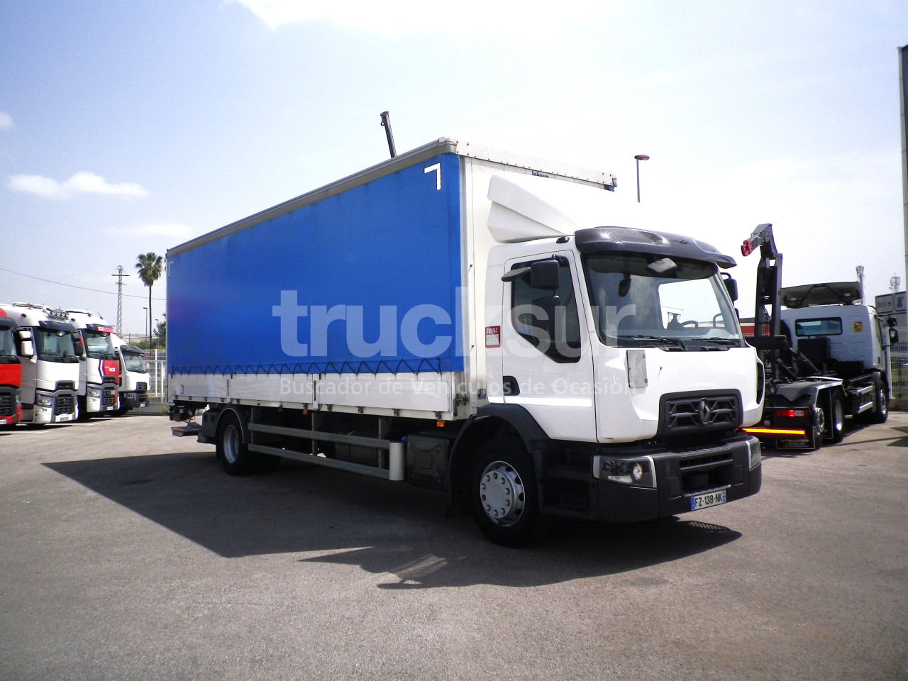 RENAULT D320.18 - Lastbil med presenning: billede 2 RENAULT D320.18 - Lastbil med presenning: billede 2