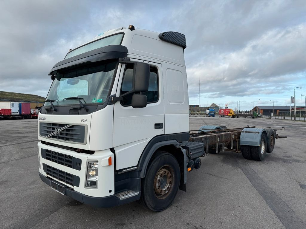 Volvo FM340 6x2 Globetrotter Chassis / Fahrgestell - Lastbil chassis: billede 1 Volvo FM340 6x2 Globetrotter Chassis / Fahrgestell - Lastbil chassis: billede 1