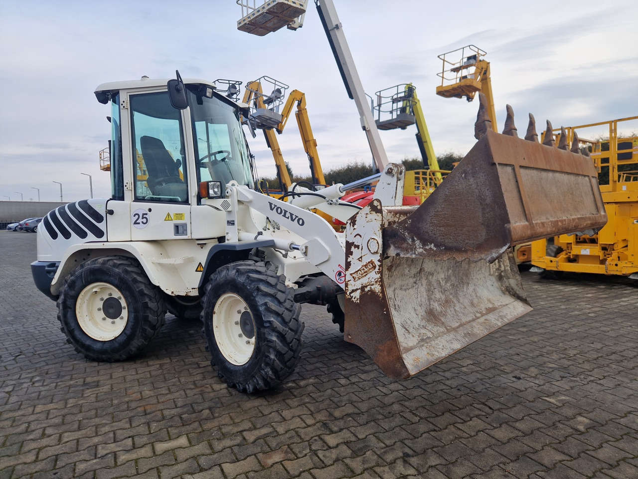 Gummihjulslæsser VOLVO L 30 B – Z/X: billede 10