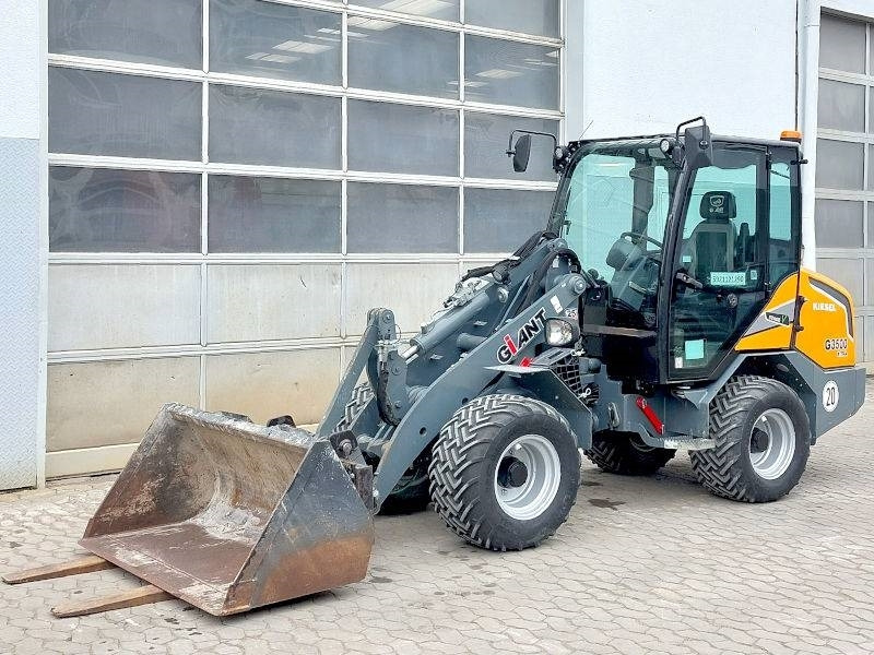 Giant G 3500 X-Tra - Skridstyret minilæsser: billede 2 Giant G 3500 X-Tra - Skridstyret minilæsser: billede 2