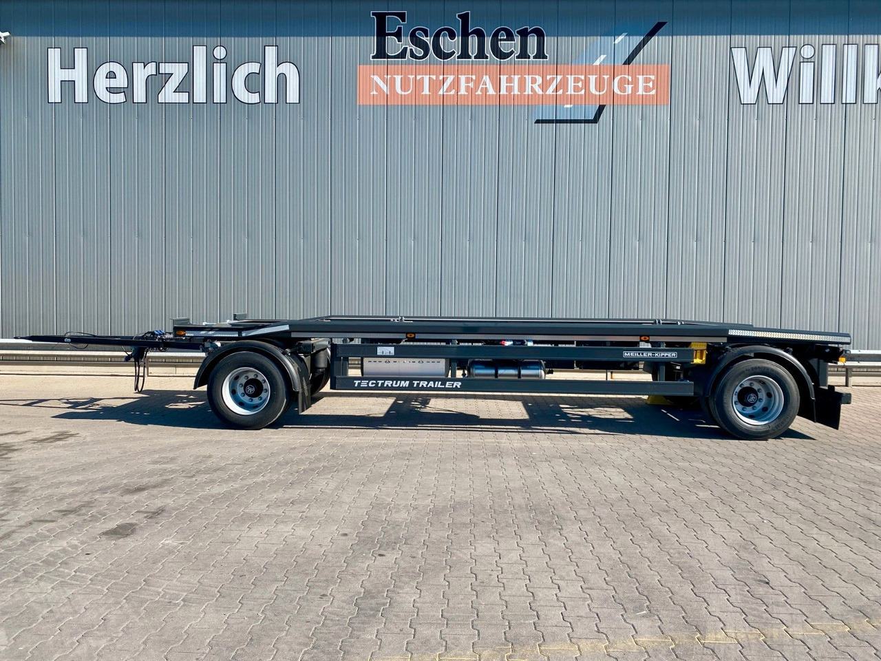 Meiller MG 18 ZO 5,4 NEU*Rückfahrkamera*Werkzeugkasten Meiller MG 18 ZO 5,4 | NEU*Rückfahrkamera*Werkzeugkasten - Kroghejsvogn/ Skip loader anhænger: billede 2 Meiller MG 18 ZO 5,4 NEU*Rückfahrkamera*Werkzeugkasten Meiller MG 18 ZO 5,4 | NEU*Rückfahrkamera*Werkzeugkasten - Kroghejsvogn/ Skip loader anhænger: billede 2