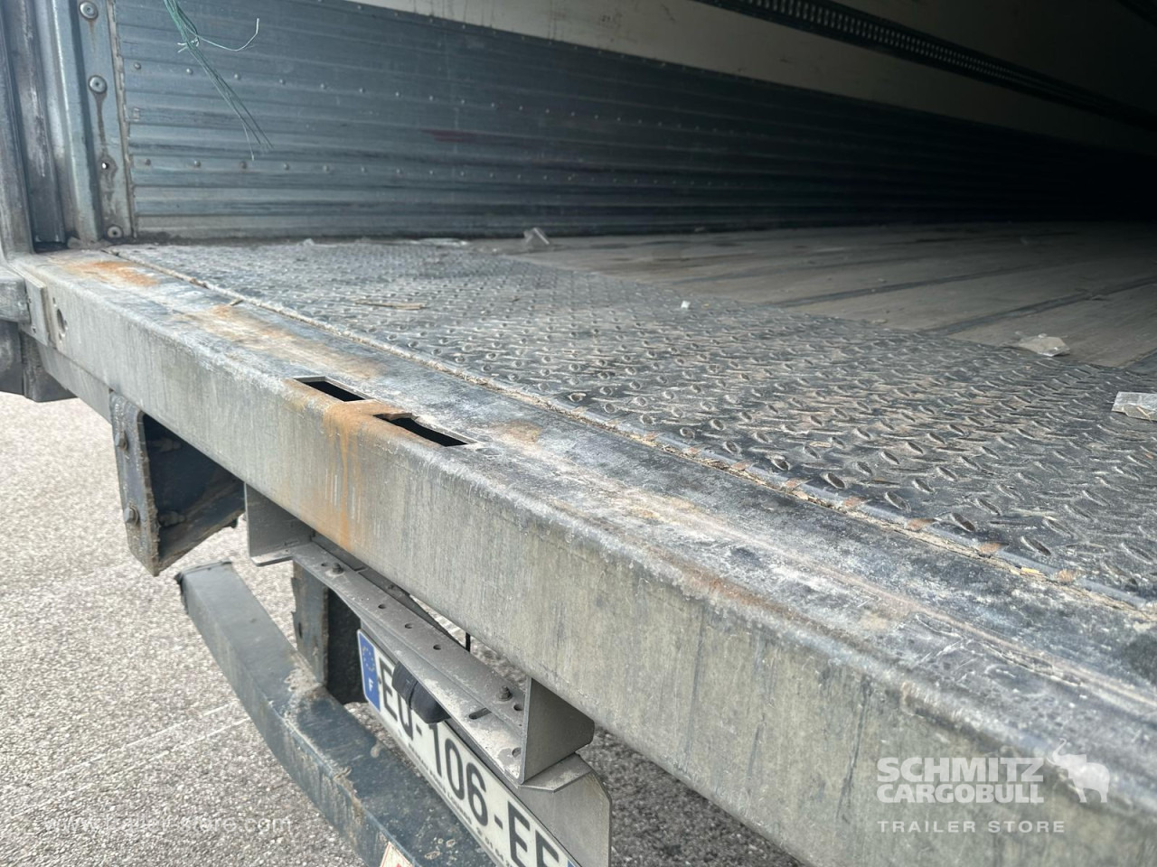 FRUEHAUF Dryfreight Standard Roller shutter door - Varevogn sættevogn: billede 4 FRUEHAUF Dryfreight Standard Roller shutter door - Varevogn sættevogn: billede 4