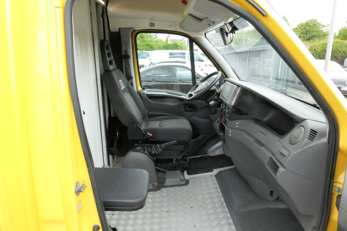 IVECO Daily 35 S11 C30C ELEKTRO COC Umbau Firma Orten - Varebil med kasse, El-varebil: billede 5 IVECO Daily 35 S11 C30C ELEKTRO COC Umbau Firma Orten - Varebil med kasse, El-varebil: billede 5