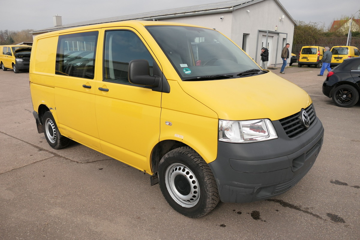 VW T5 Transporter 1.9 TDI PARKTRONIK 2xSCHIEBETÜR - Små varebil: billede 2 VW T5 Transporter 1.9 TDI PARKTRONIK 2xSCHIEBETÜR - Små varebil: billede 2
