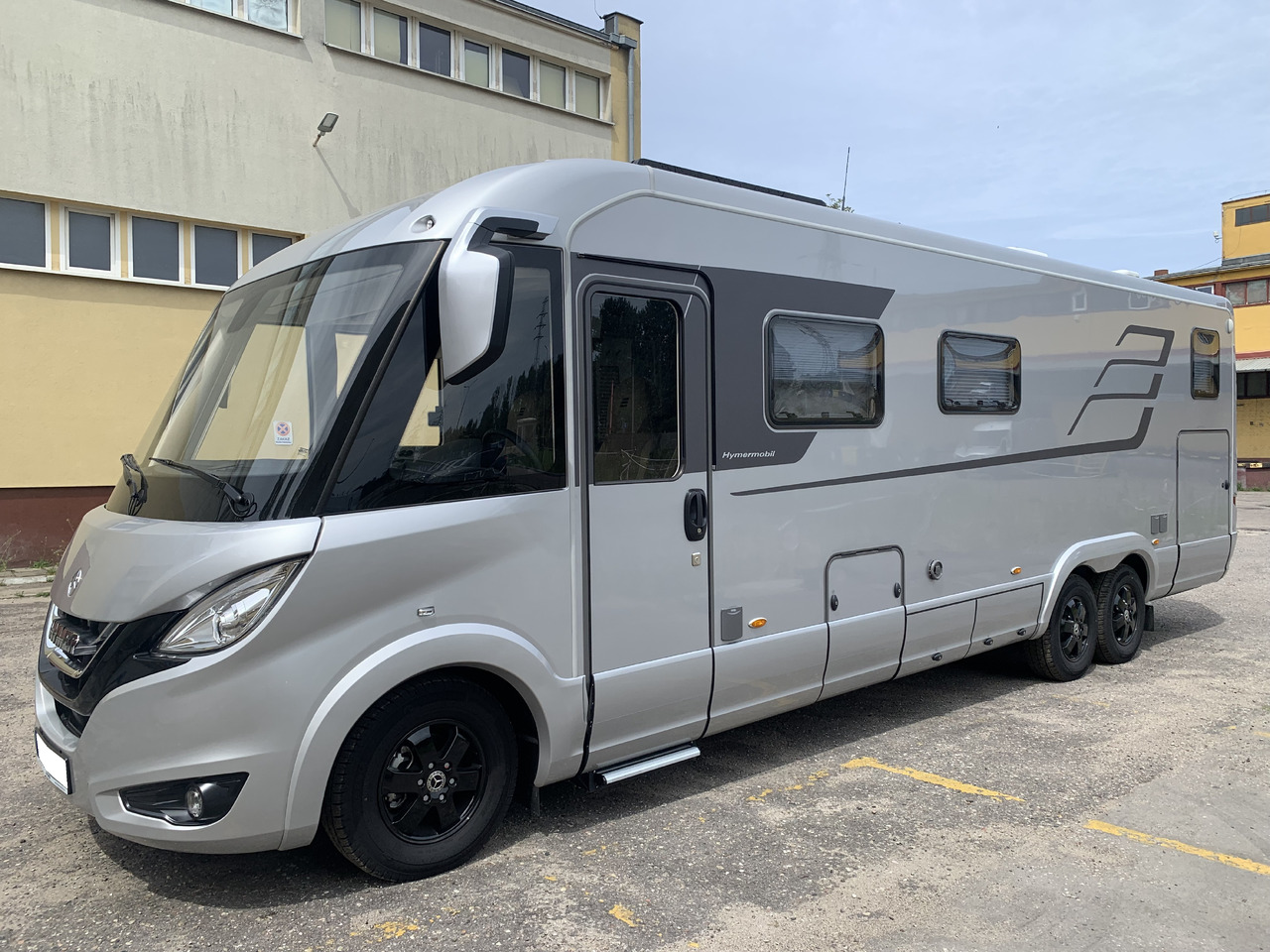 HYMER BLM -I 880 - Helintegreret autocamper: billede 1 HYMER BLM -I 880 - Helintegreret autocamper: billede 1