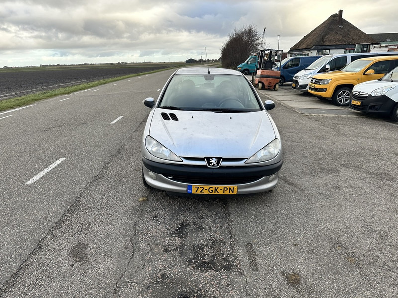 Peugeot 206 - Bil: billede 2 Peugeot 206 - Bil: billede 2