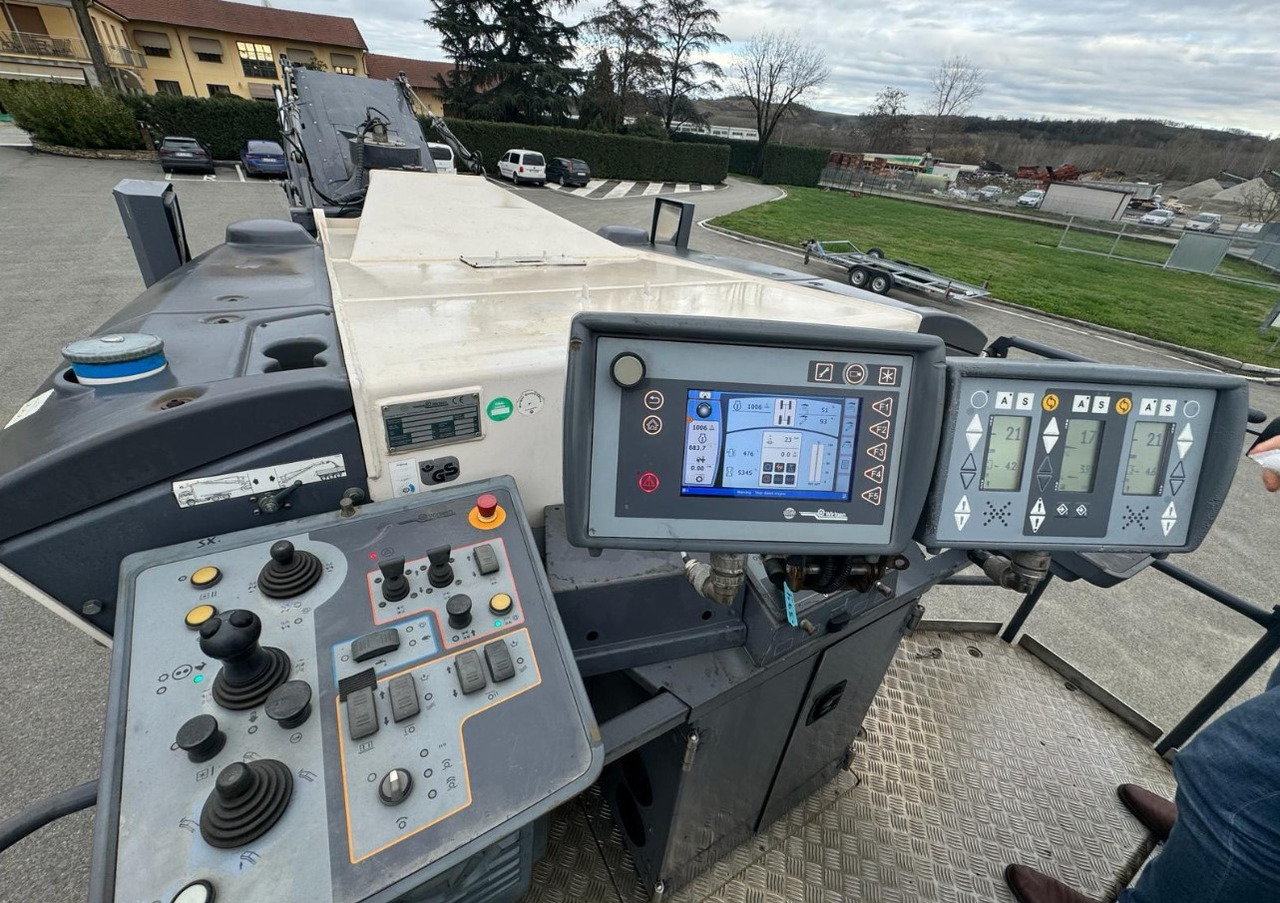 Wirtgen W 220 - Asfaltfræser: billede 5 Wirtgen W 220 - Asfaltfræser: billede 5