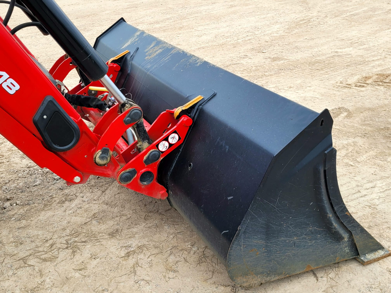 Traktor Massey Ferguson 5711 Dyna 4: billede 12