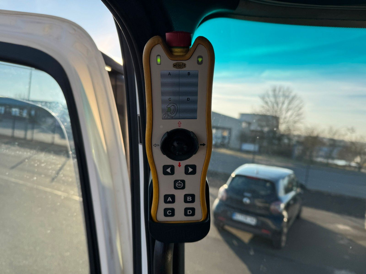 Mercedes-Benz Antos 2543 Meiller RK 20.65- hydr Verriegelung Mercedes-Benz Antos 2543 Meiller RK 20.65- hydr Verriegelung - Lastbil kroghejs: billede 3 Mercedes-Benz Antos 2543 Meiller RK 20.65- hydr Verriegelung Mercedes-Benz Antos 2543 Meiller RK 20.65- hydr Verriegelung - Lastbil kroghejs: billede 3