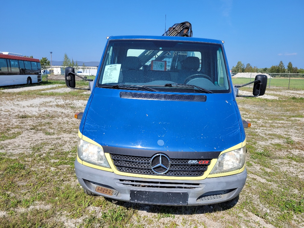 MERCEDES – BENZ SPRINTER 616CDI HIAB 027-2 Crane 10.2004 - Ladbil: billede 3 MERCEDES – BENZ SPRINTER 616CDI HIAB 027-2 Crane 10.2004 - Ladbil: billede 3