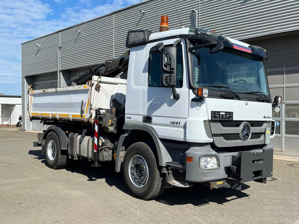 Mercedes-Benz Actros 1841 K 2-Achs Kipper Kran Funk/2xhydr+Gre - Tipvogn lastbil, Lastbil med kran: billede 2 Mercedes-Benz Actros 1841 K 2-Achs Kipper Kran Funk/2xhydr+Gre - Tipvogn lastbil, Lastbil med kran: billede 2