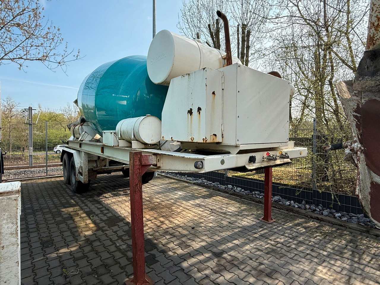Betonmischer-Auflieger Stetter 10 m³ mit Motor - Betonbil: billede 1 Betonmischer-Auflieger Stetter 10 m³ mit Motor - Betonbil: billede 1