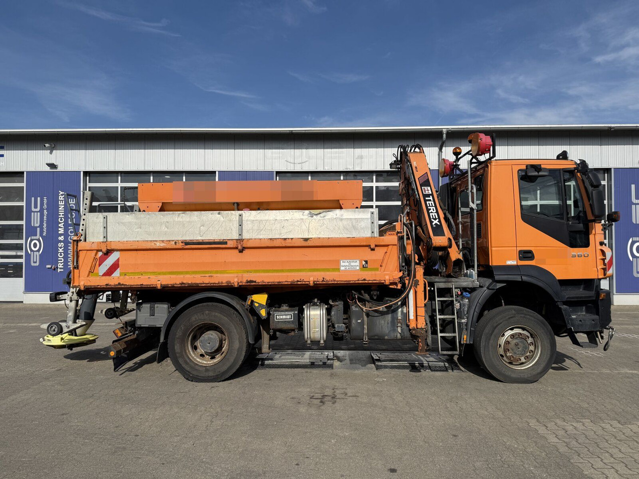 Iveco TRAKKER Kipper Kran TEREX 85.2 Salzstreuer - Tipvogn lastbil, Lastbil med kran: billede 2 Iveco TRAKKER Kipper Kran TEREX 85.2 Salzstreuer - Tipvogn lastbil, Lastbil med kran: billede 2