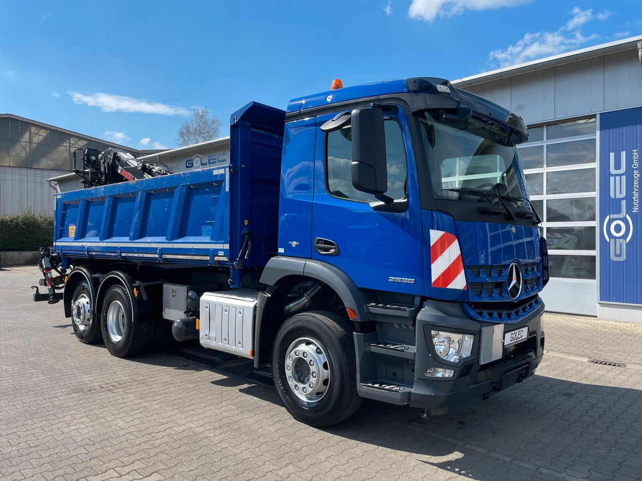 Mercedes-Benz AROCS 2536 6x2*4 Kipper Kran HIAB - Lastbil med kran: billede 1 Mercedes-Benz AROCS 2536 6x2*4 Kipper Kran HIAB - Lastbil med kran: billede 1