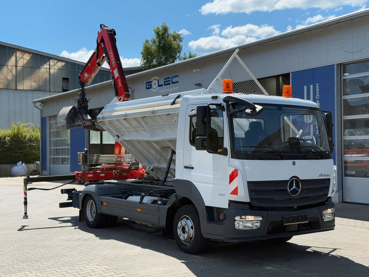 Mercedes-Benz ATEGO 818 4x2 Euro 6 Kipper Kran FASSI F65B.0.22 - Lastbil med kran: billede 2 Mercedes-Benz ATEGO 818 4x2 Euro 6 Kipper Kran FASSI F65B.0.22 - Lastbil med kran: billede 2