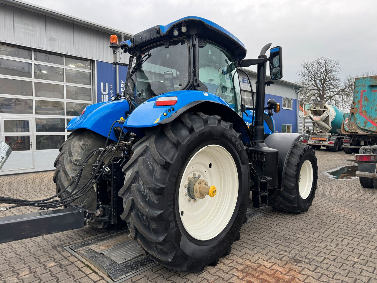 New Holland T7.230 AC 4x4 Autocommand Traktor 216 PS *Kipper - Traktor: billede 4 New Holland T7.230 AC 4x4 Autocommand Traktor 216 PS *Kipper - Traktor: billede 4