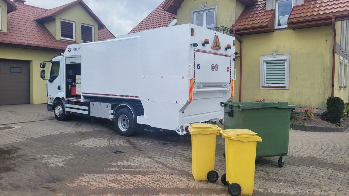 Renault Midlum CONTAINER WEASHER LAVACASSONETTI MYJKA - Affaldsmaskine: billede 2 Renault Midlum CONTAINER WEASHER LAVACASSONETTI MYJKA - Affaldsmaskine: billede 2