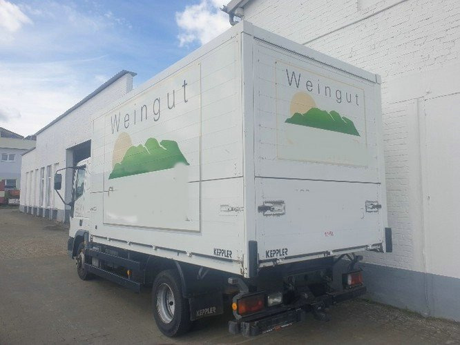 Euro Cargo ML 75E14 4x2 Euro Cargo ML 75E14 4x2 Getränkewagen, 6-Zylinder-Motor - Lastbil varevogn: billede 5 Euro Cargo ML 75E14 4x2 Euro Cargo ML 75E14 4x2 Getränkewagen, 6-Zylinder-Motor - Lastbil varevogn: billede 5
