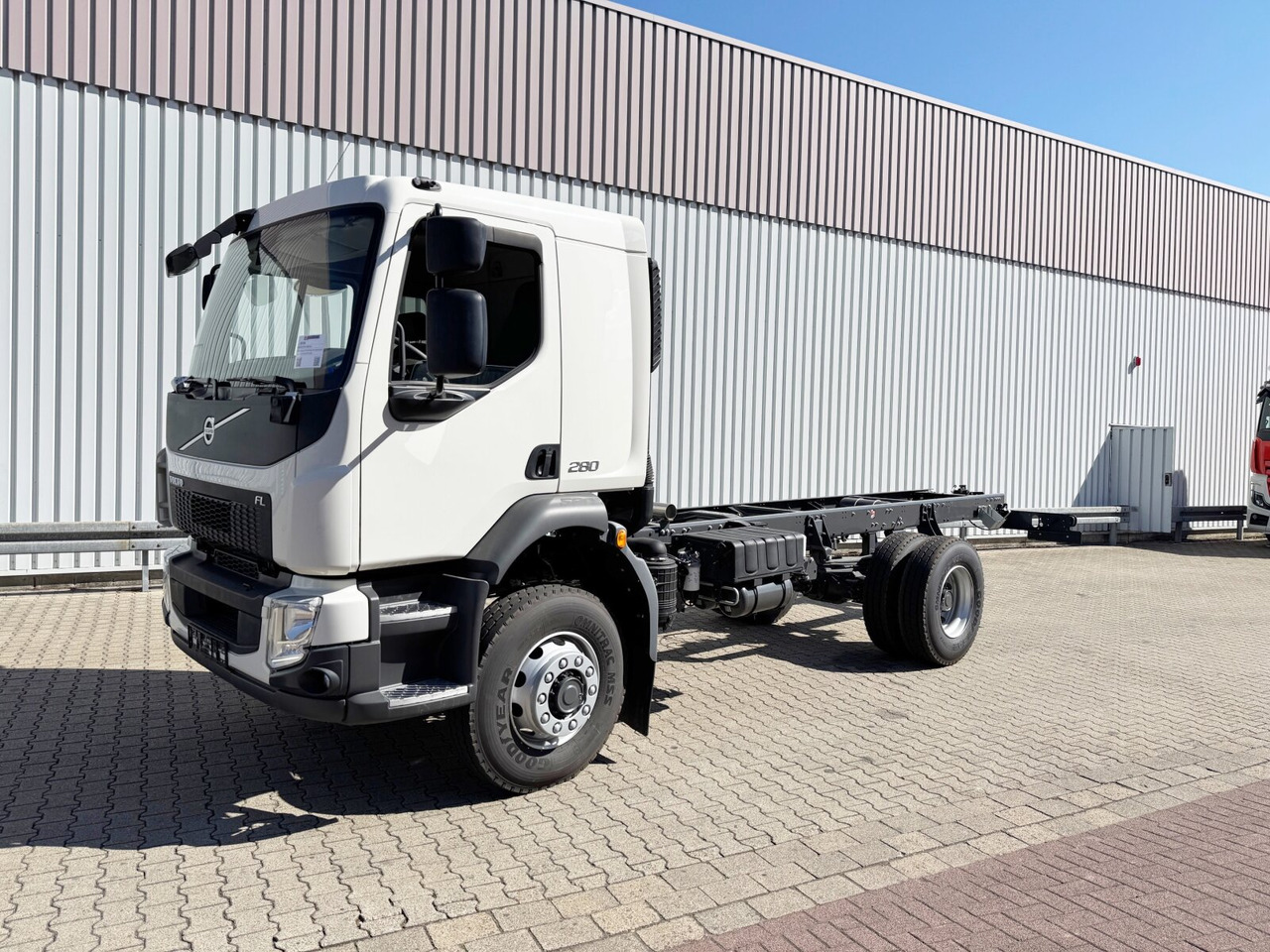 FL 280 4x4 FL 280 4x4, Nebenantrieb - Lastbil chassis: billede 1 FL 280 4x4 FL 280 4x4, Nebenantrieb - Lastbil chassis: billede 1