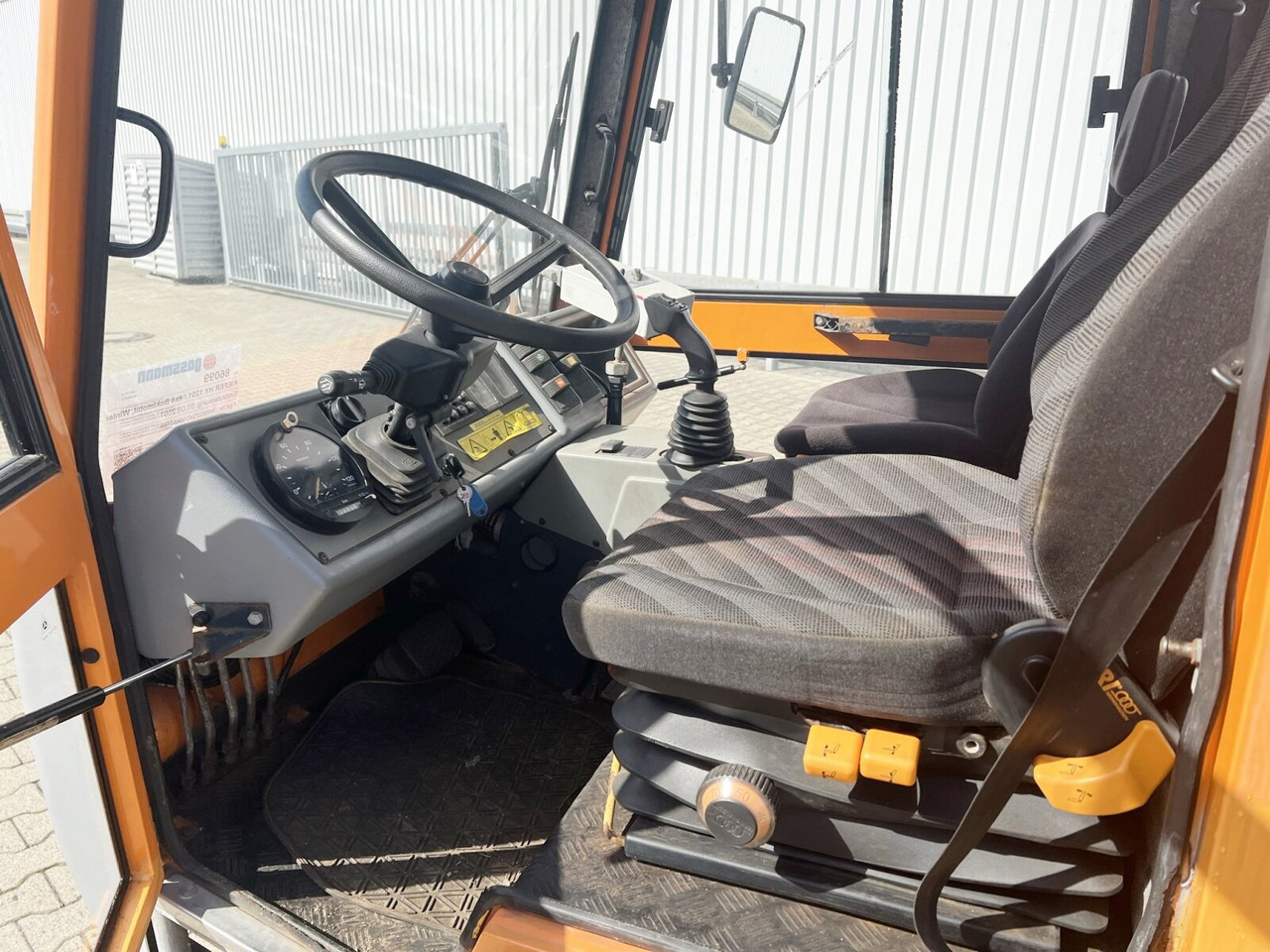 HY 1251 / 4x4 Bokimobil, Winterdienst, Kehr/Saugmaschine KIEFER HY 1251 / 4x4 Bokimobil, Winterdienst - Kommunal traktor: billede 5 HY 1251 / 4x4 Bokimobil, Winterdienst, Kehr/Saugmaschine KIEFER HY 1251 / 4x4 Bokimobil, Winterdienst - Kommunal traktor: billede 5