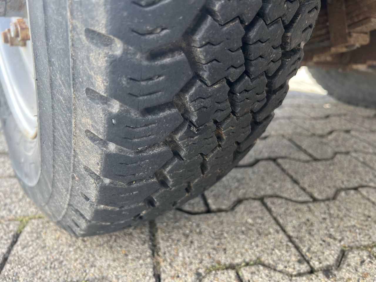 HY 1251 / 4x4 Bokimobil, Winterdienst, Kehr/Saugmaschine KIEFER HY 1251 / 4x4 Bokimobil, Winterdienst - Kommunal traktor: billede 2 HY 1251 / 4x4 Bokimobil, Winterdienst, Kehr/Saugmaschine KIEFER HY 1251 / 4x4 Bokimobil, Winterdienst - Kommunal traktor: billede 2