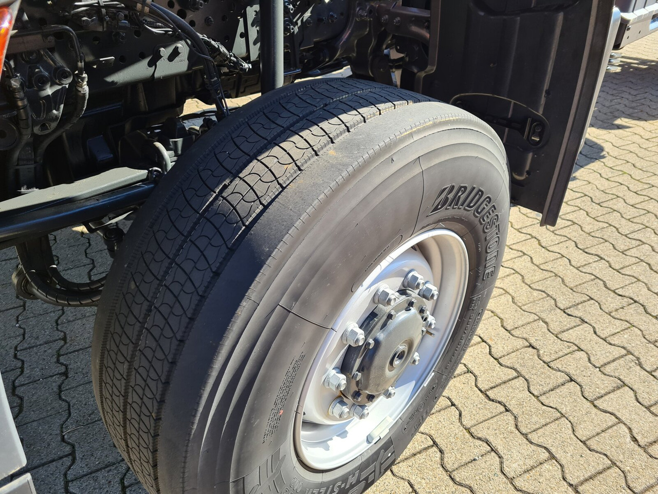 Mercedes-Benz Arocs 2033 A 4x4 Arocs 2033 A 4x4, Grounder, Motorabtrieb - Lastbil chassis: billede 4 Mercedes-Benz Arocs 2033 A 4x4 Arocs 2033 A 4x4, Grounder, Motorabtrieb - Lastbil chassis: billede 4