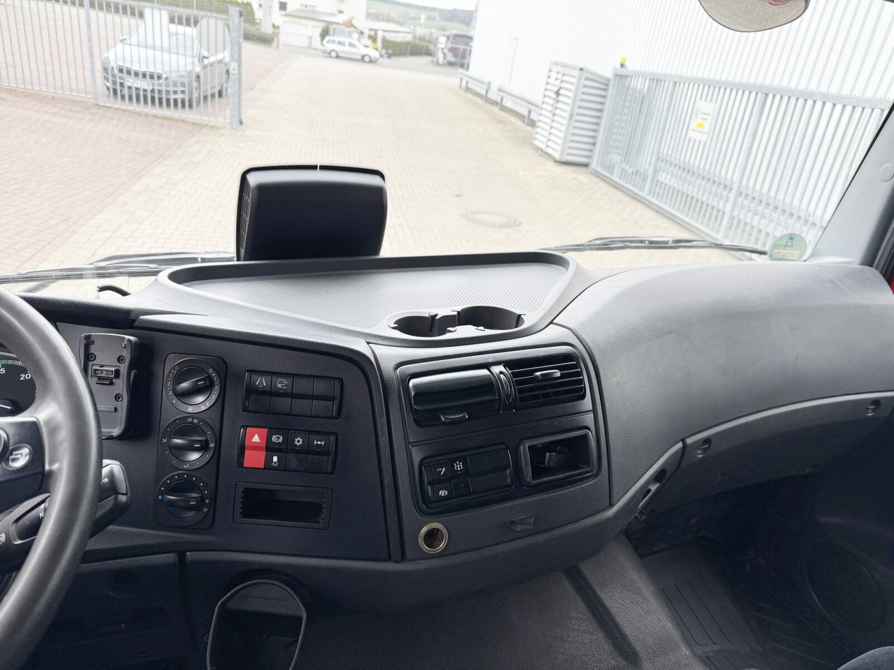 Mercedes-Benz Atego 1530 K 4x2 Atego 1530 K 4x2, 2x AHK - Tipvogn lastbil: billede 5 Mercedes-Benz Atego 1530 K 4x2 Atego 1530 K 4x2, 2x AHK - Tipvogn lastbil: billede 5
