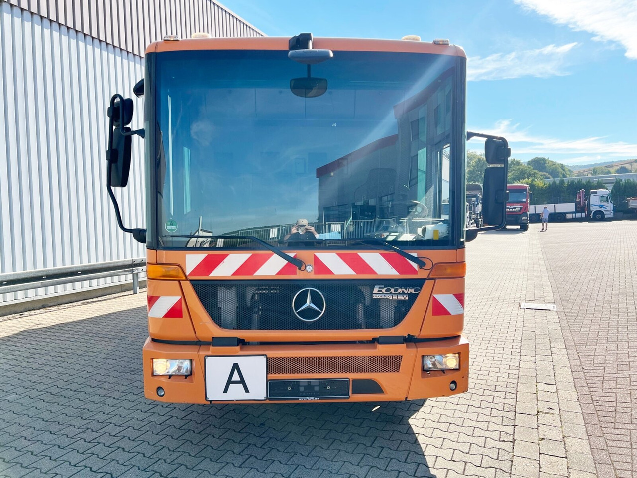 Leje en Mercedes-Benz Econic 2629 L/NLA 6x2/4 Econic 2629 L/NLA 6x2/4, EEV, Lenkachse, FAUN Rotopress 519L, Zöller-Schüttung Mercedes-Benz Econic 2629 L/NLA 6x2/4 Econic 2629 L/NLA 6x2/4, EEV, Lenkachse, FAUN Rotopress 519L, Zöller-Schüttung: billede 8