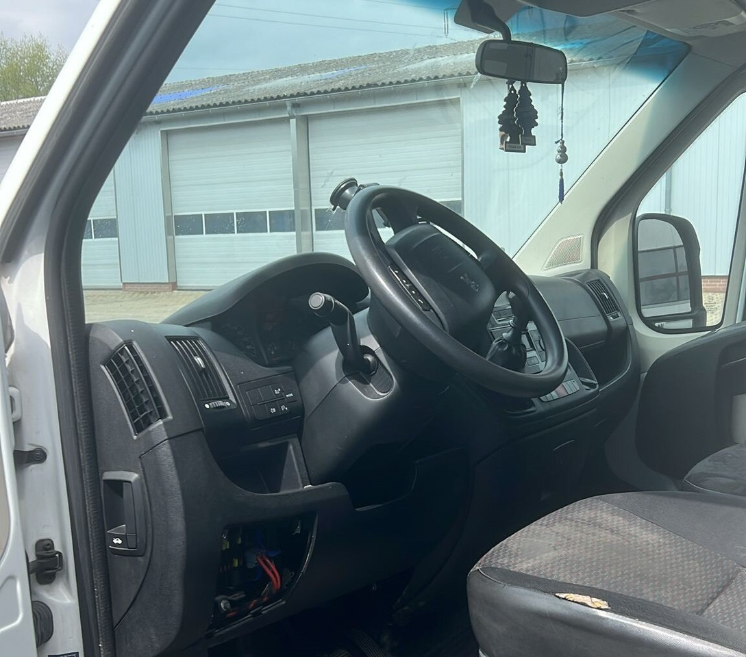 Peugeot Boxer 4x2 Doka Boxer 4x2 Doka - Ladbil, Mandskabsbil: billede 4 Peugeot Boxer 4x2 Doka Boxer 4x2 Doka - Ladbil, Mandskabsbil: billede 4
