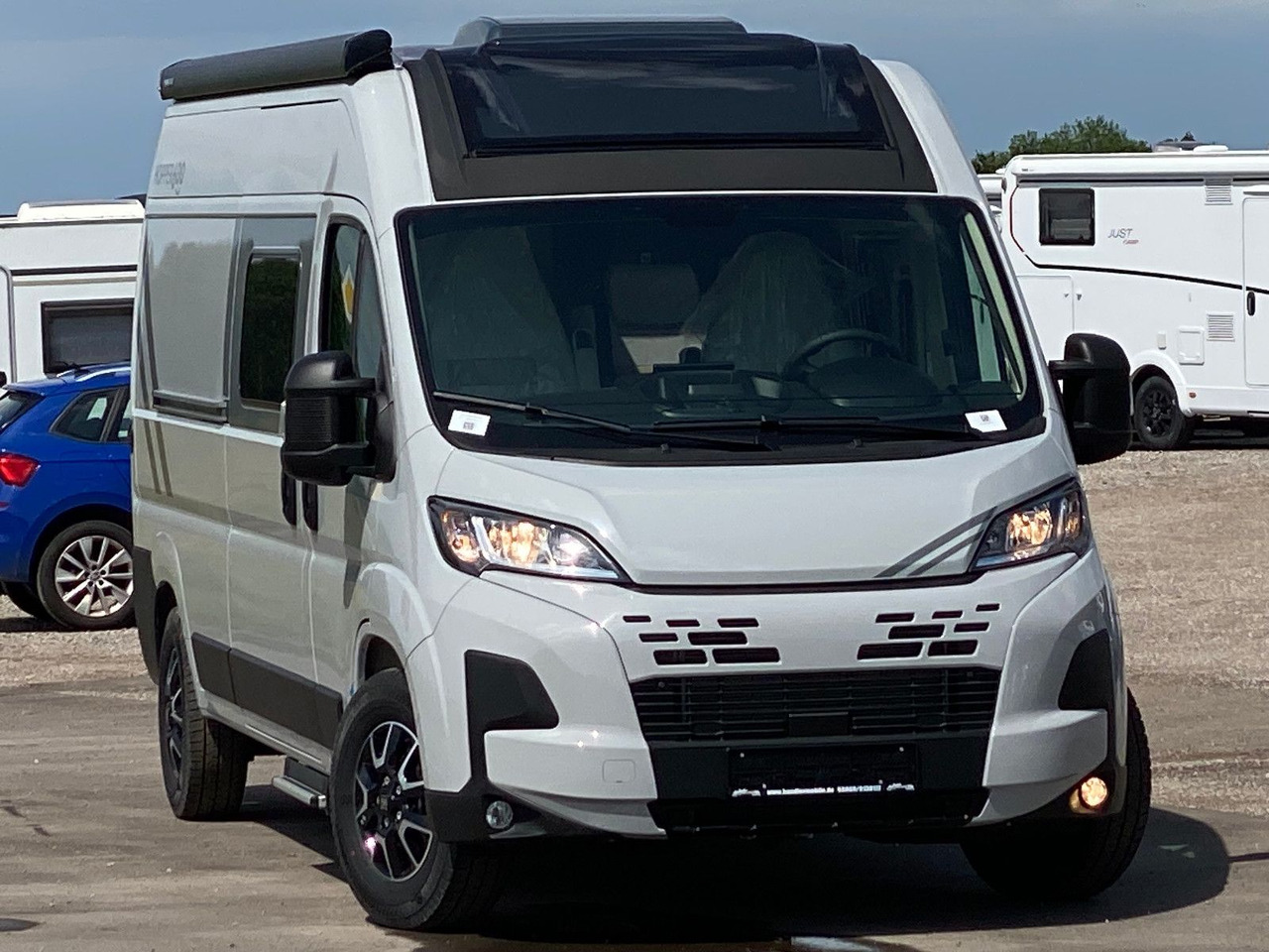 LMC INNOVAN 600 ,Dieselheizung,Modell 25 Skyroof - Camper van: billede 3 LMC INNOVAN 600 ,Dieselheizung,Modell 25 Skyroof - Camper van: billede 3