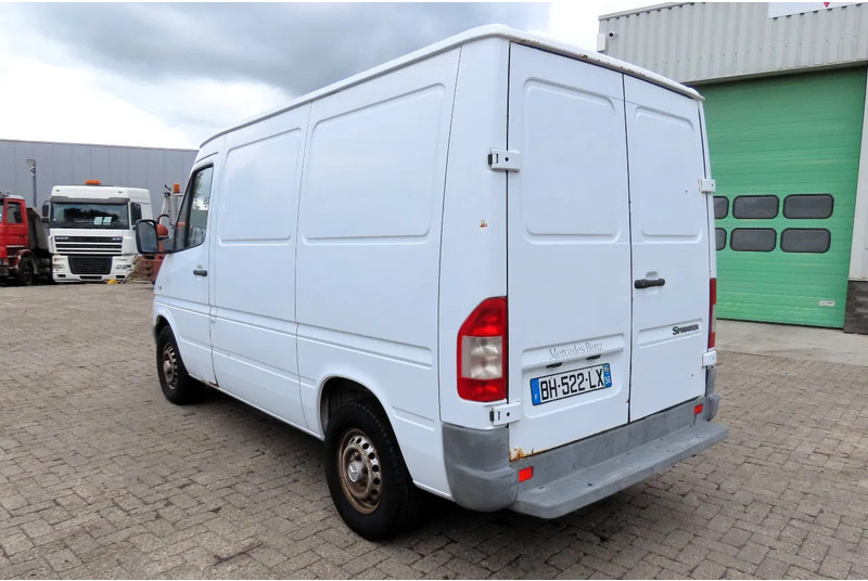 Mercedes-Benz Sprinter 208 3 seats. Very good bus! 100% engine and gearbox! France use - Varevogn: billede 5 Mercedes-Benz Sprinter 208 3 seats. Very good bus! 100% engine and gearbox! France use - Varevogn: billede 5