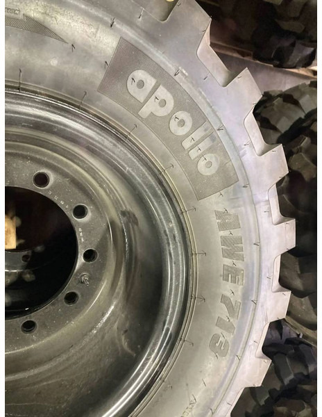 Apollo 1000 x 20 Set / 10.00 x 20: 4x2 Tyres - Dæk og fælge for Entreprenørmaskin: billede 3 Apollo 1000 x 20 Set / 10.00 x 20: 4x2 Tyres - Dæk og fælge for Entreprenørmaskin: billede 3