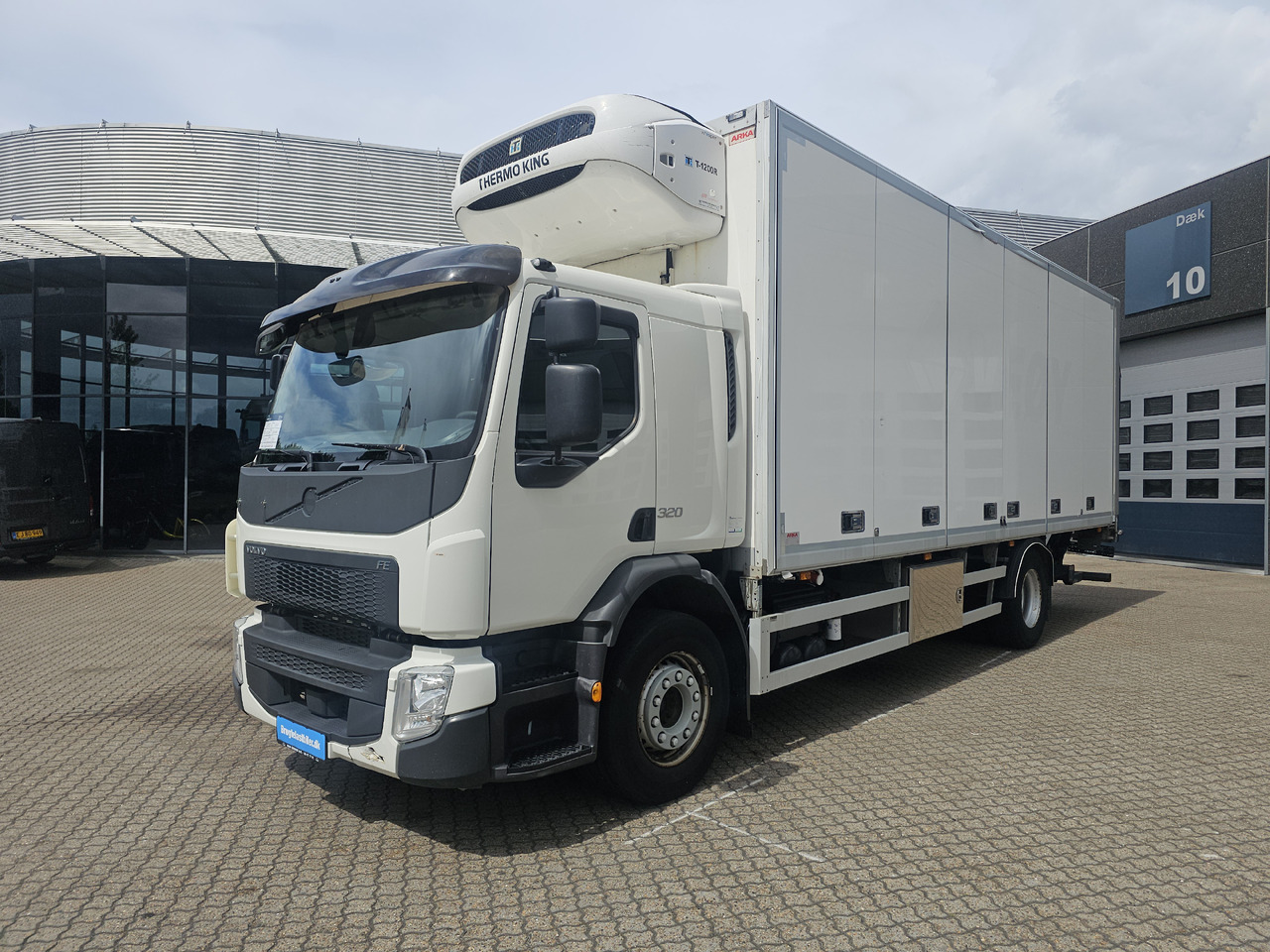 Volvo FE320 - Kølevogn lastbil: billede 1 Volvo FE320 - Kølevogn lastbil: billede 1
