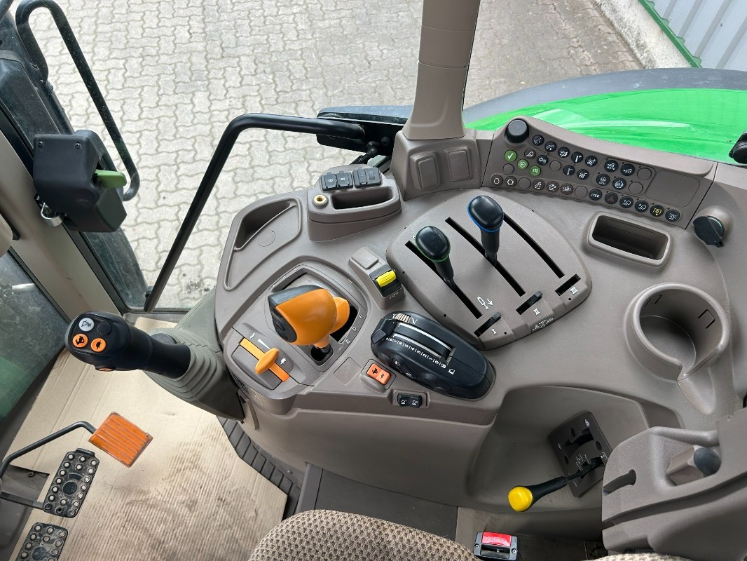 Traktor John Deere 6120M: billede 8