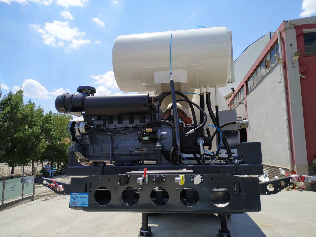 NT MAKINA TRAILERMIXER - Betontrailer: billede 3 NT MAKINA TRAILERMIXER - Betontrailer: billede 3