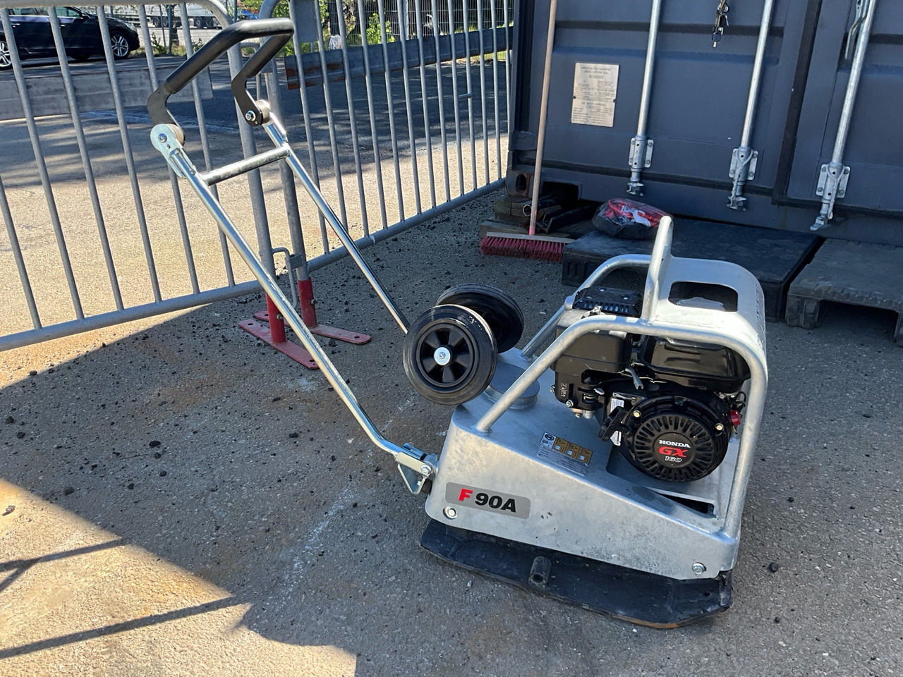 Swepac F 90 A - Pladevibrator: billede 1 Swepac F 90 A - Pladevibrator: billede 1