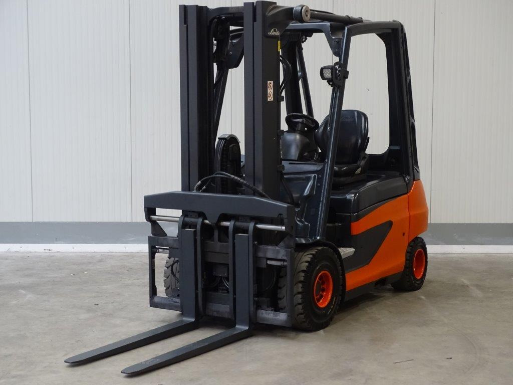 Linde E30-01 - TRIPLEX - El gaffeltruck: billede 1 Linde E30-01 - TRIPLEX - El gaffeltruck: billede 1