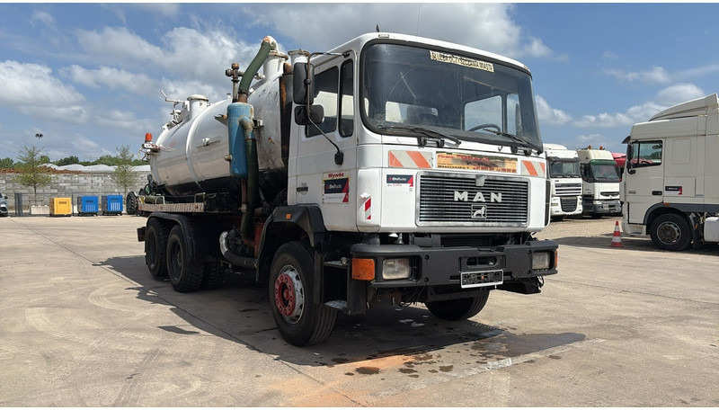 MAN 25.292 (16.000 L VACUUM / 10 TYRES / 6X2 / FULL STEEL SUSP. / MANUAL PUMP / 6 CYLINDER) - Slamsugemaskine: billede 3 MAN 25.292 (16.000 L VACUUM / 10 TYRES / 6X2 / FULL STEEL SUSP. / MANUAL PUMP / 6 CYLINDER) - Slamsugemaskine: billede 3