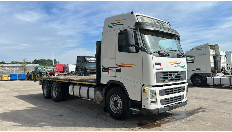 Volvo FH 12 - 460 (BOITE MANUELLE / MANUAL GEARBOX / 10 TYRES / 6X2 / AC / AIRCO) - Lastbil med lad: billede 3 Volvo FH 12 - 460 (BOITE MANUELLE / MANUAL GEARBOX / 10 TYRES / 6X2 / AC / AIRCO) - Lastbil med lad: billede 3