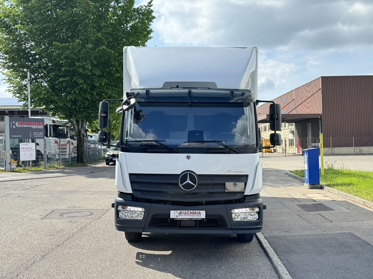Mercedes-Benz Atego 1221 L Koffer 6,1m LBW AHK Klima TOP - Lastbil varevogn: billede 2 Mercedes-Benz Atego 1221 L Koffer 6,1m LBW AHK Klima TOP - Lastbil varevogn: billede 2