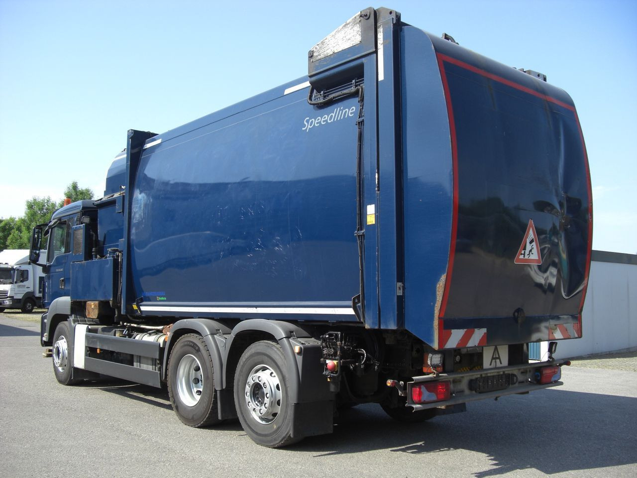 MAN 26360FNLL / SEITENLADER MAN 26360FNLL / SEITENLADER - Affaldsmaskine: billede 4 MAN 26360FNLL / SEITENLADER MAN 26360FNLL / SEITENLADER - Affaldsmaskine: billede 4