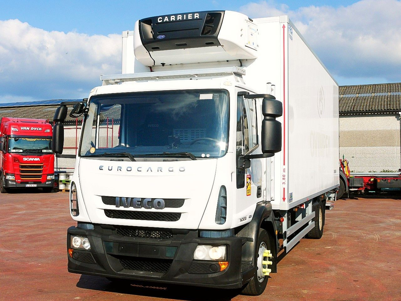 Iveco 140E18 FLEISH KUHLKOFFER CARRIER SUPRA 550 LBW Iveco 140E18 FLEISH KUHLKOFFER CARRIER SUPRA 550 LBW - Kølevogn lastbil: billede 5 Iveco 140E18 FLEISH KUHLKOFFER CARRIER SUPRA 550 LBW Iveco 140E18 FLEISH KUHLKOFFER CARRIER SUPRA 550 LBW - Kølevogn lastbil: billede 5