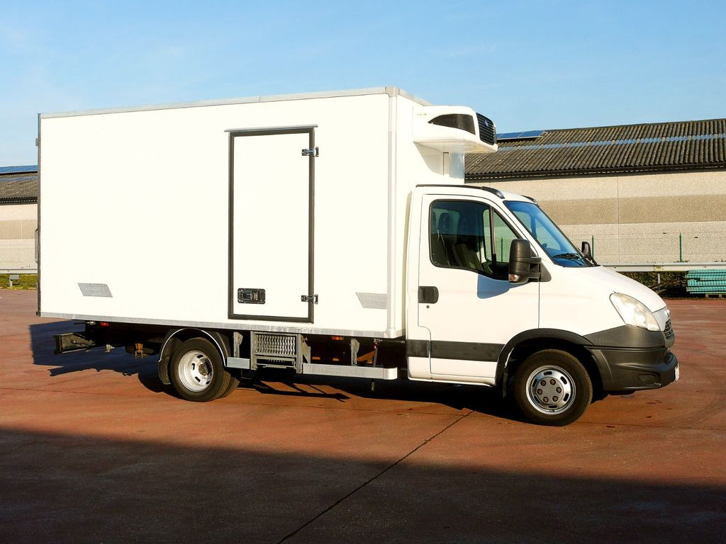Iveco 35C13 DAILY KUHLKOFFER 4.4m CARIER PULSOR 600 MT - Kølebil: billede 3 Iveco 35C13 DAILY KUHLKOFFER 4.4m CARIER PULSOR 600 MT - Kølebil: billede 3