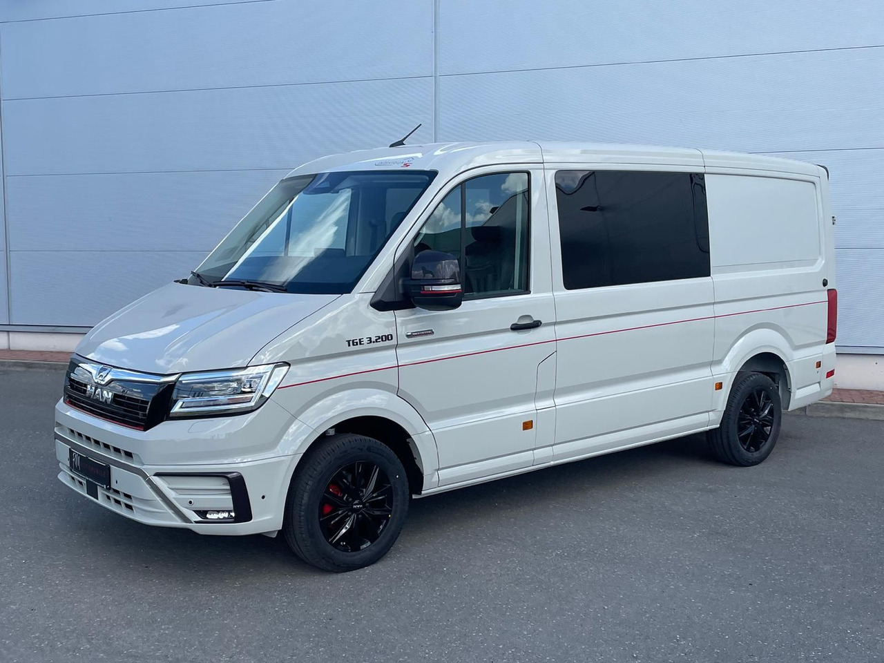 MAN TGE 3.200 L3H2 MIXTO 4x4 Individual S ACC STHZ - Varevogn, Mandskabsbil: billede 1 MAN TGE 3.200 L3H2 MIXTO 4x4 Individual S ACC STHZ - Varevogn, Mandskabsbil: billede 1