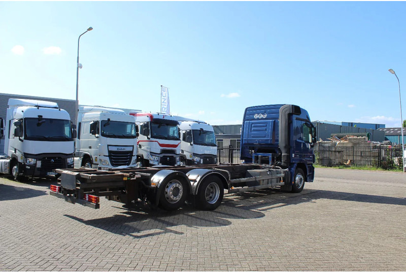 Mercedes-Benz Actros 2541 * EURO5 * 6X2 * FULL AIR * - Lastbil chassis: billede 3 Mercedes-Benz Actros 2541 * EURO5 * 6X2 * FULL AIR * - Lastbil chassis: billede 3