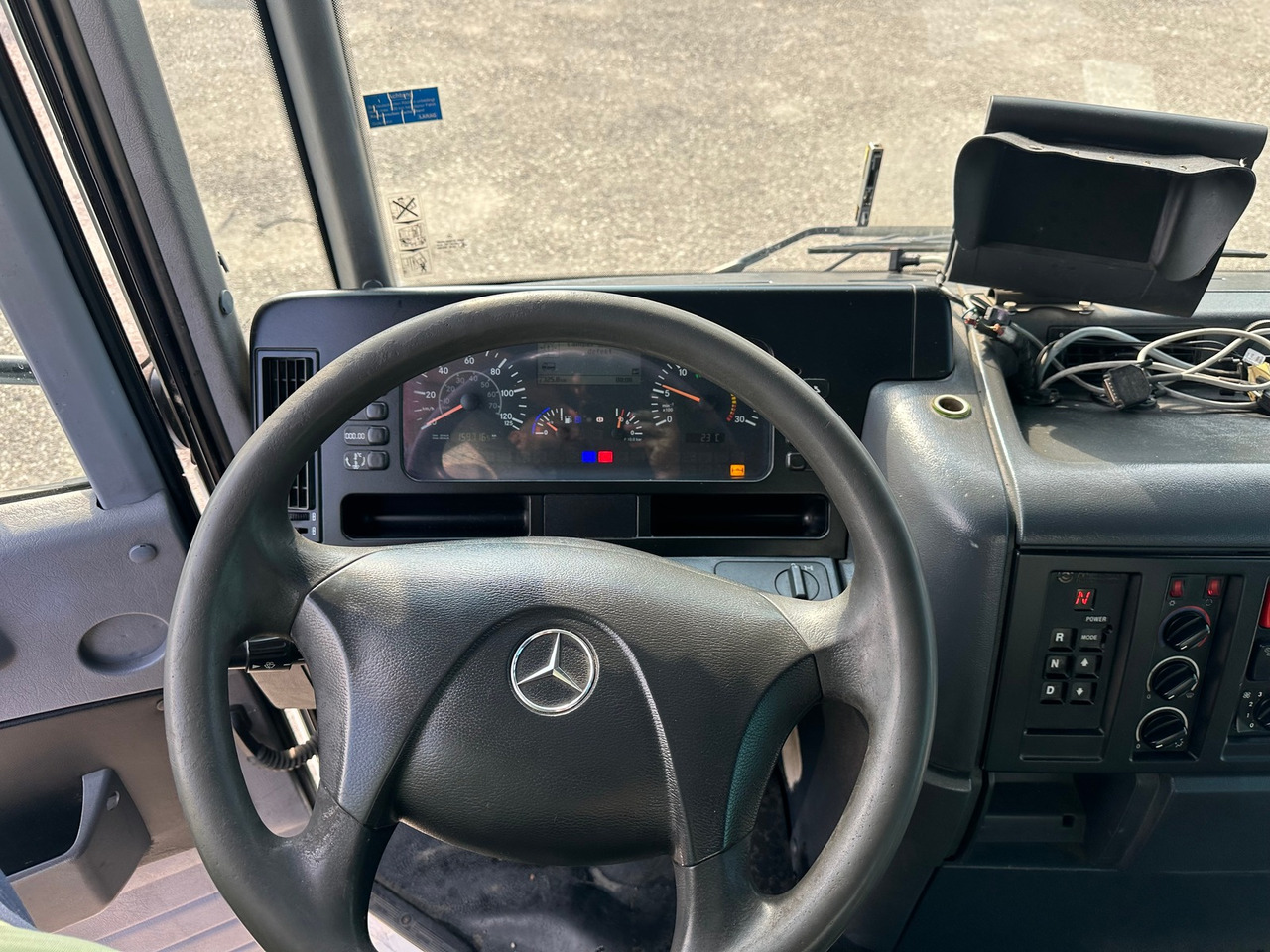 MERCEDES-BENZ econic 26.33 6x2 - Utility/ Speciel maskine, Lastbil: billede 3 MERCEDES-BENZ econic 26.33 6x2 - Utility/ Speciel maskine, Lastbil: billede 3
