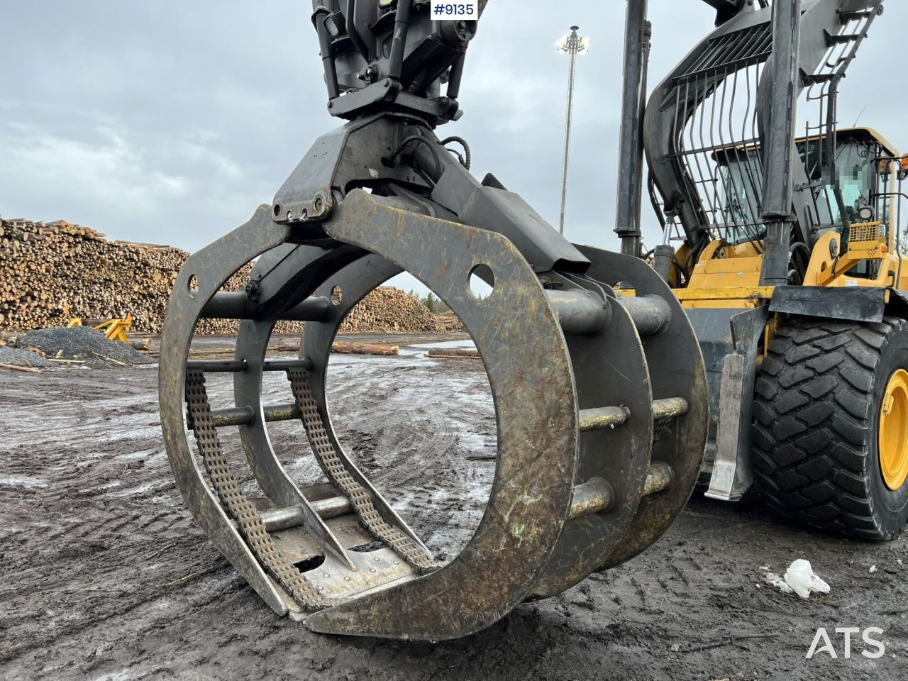 Volvo L 180 G High lifter / Log handler (VIDEO) - Gummihjulslæsser: billede 5 Volvo L 180 G High lifter / Log handler (VIDEO) - Gummihjulslæsser: billede 5