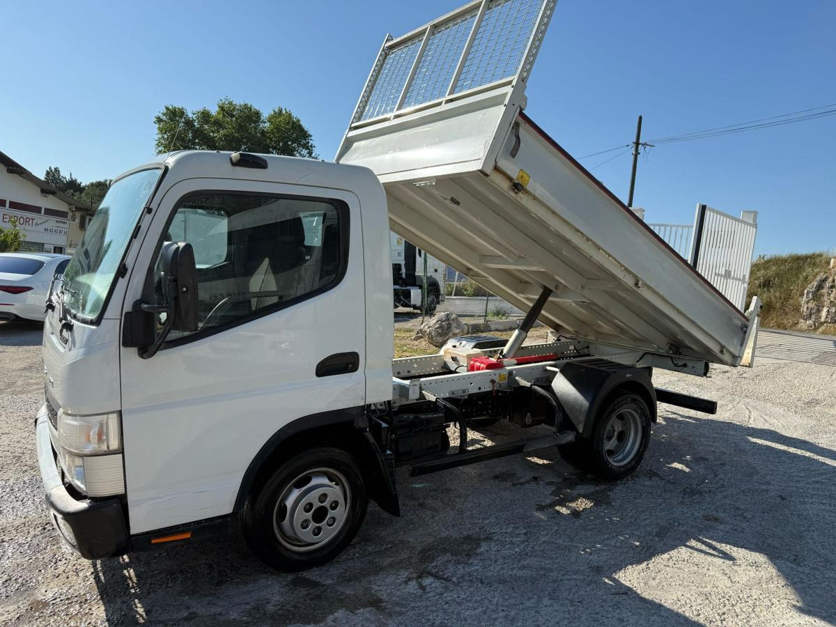 Mitsubishi Fuso Canter 3C15 - Ladbil med tip: billede 1 Mitsubishi Fuso Canter 3C15 - Ladbil med tip: billede 1