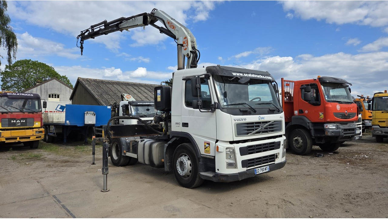 VOLVO FM 360 4X2 EURO 3 TRACTOR UNIT CRANE PM 20T MANUAL GEARBOX - Trækker: billede 4 VOLVO FM 360 4X2 EURO 3 TRACTOR UNIT CRANE PM 20T MANUAL GEARBOX - Trækker: billede 4